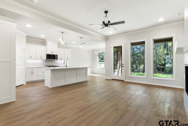 492 Preston Ridge, Tyler, TX 75703