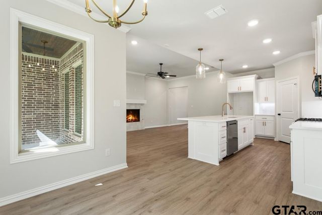 492 Preston Ridge, Tyler, TX 75703