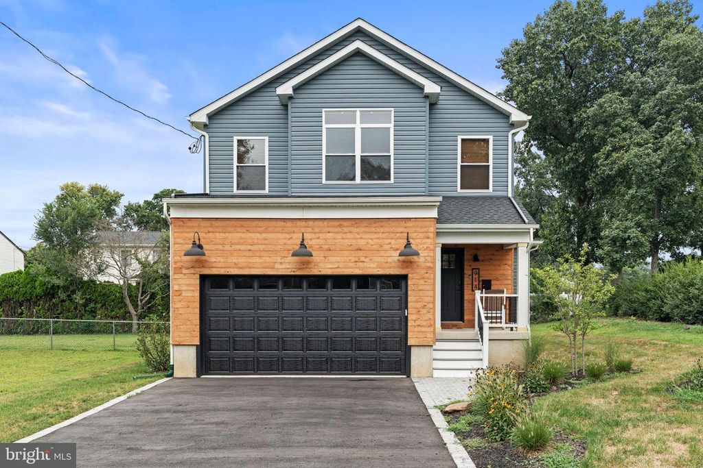 914 JAMES AVE, Cinnaminson, NJ 08077
