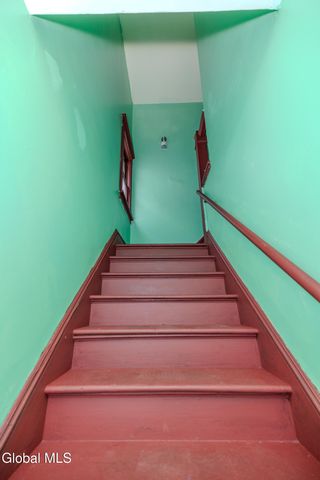 22 Elder Street, Schenectady, NY 12304