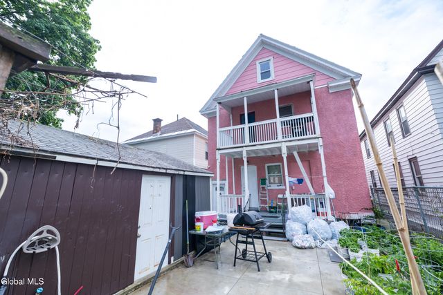 22 Elder Street, Schenectady, NY 12304