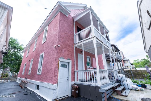22 Elder Street, Schenectady, NY 12304
