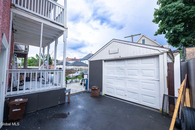 22 Elder Street, Schenectady, NY 12304