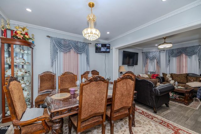 22 Elder Street, Schenectady, NY 12304