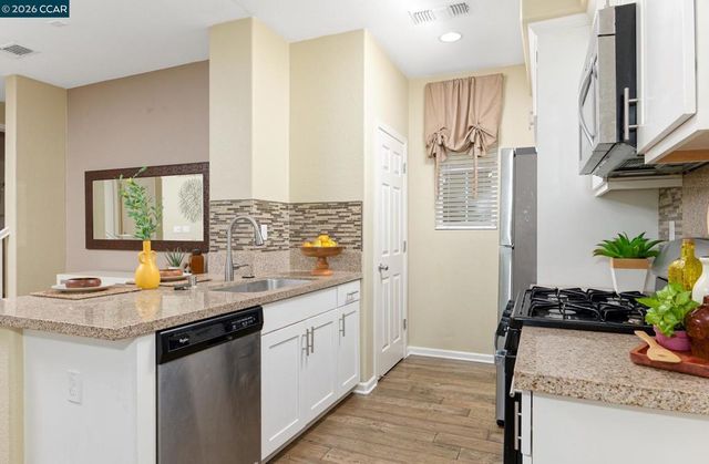 768 King Palm Ln, Brentwood, CA 94513