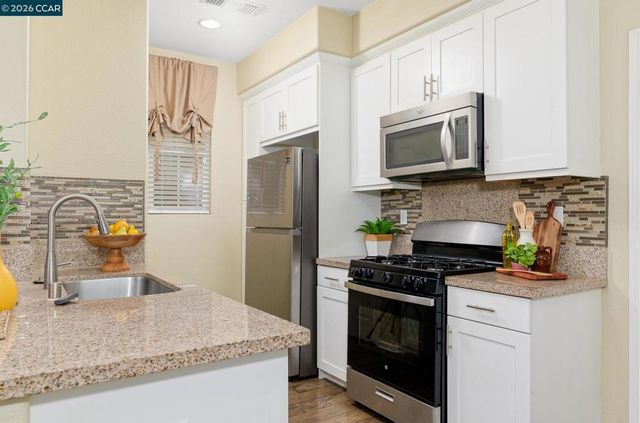 768 King Palm Ln, Brentwood, CA 94513