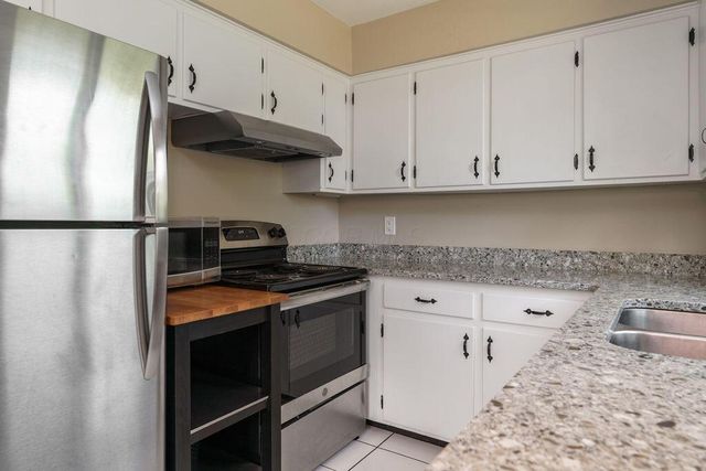 2606 Swansea Road, Columbus, OH 43221