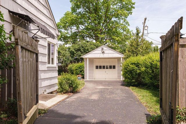 2606 Swansea Road, Columbus, OH 43221