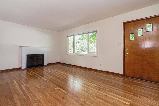 2606 Swansea Road, Columbus, OH 43221