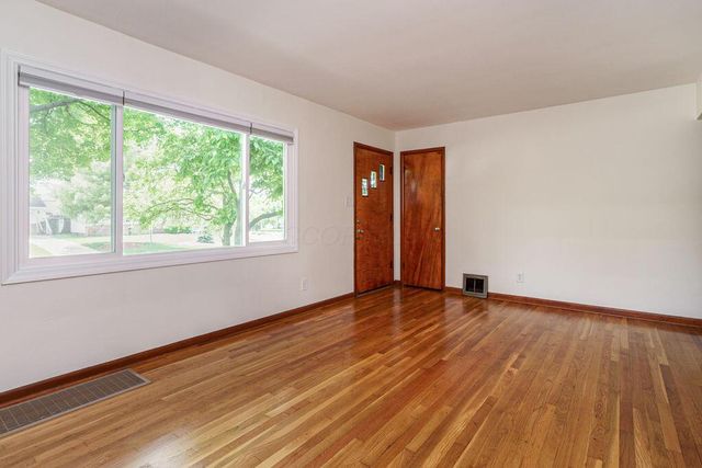 2606 Swansea Road, Columbus, OH 43221