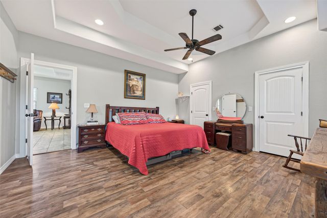 2240 Meyer Road, Beasley, TX 77417