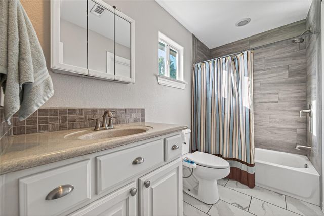 2240 Meyer Road, Beasley, TX 77417