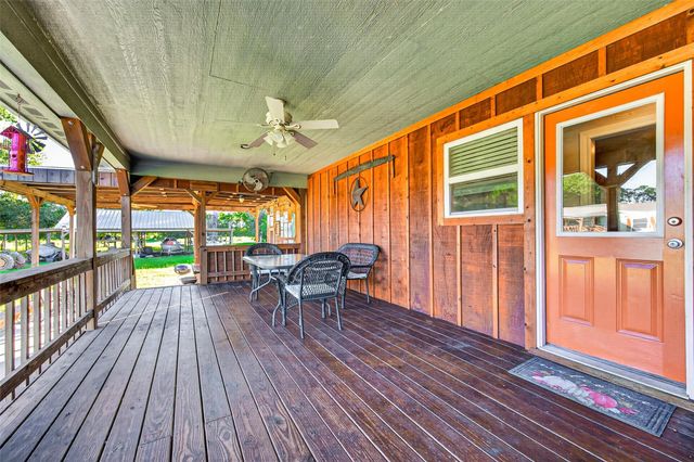 2240 Meyer Road, Beasley, TX 77417