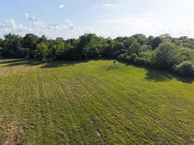 2240 Meyer Road, Beasley, TX 77417