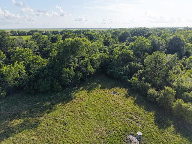 2240 Meyer Road, Beasley, TX 77417