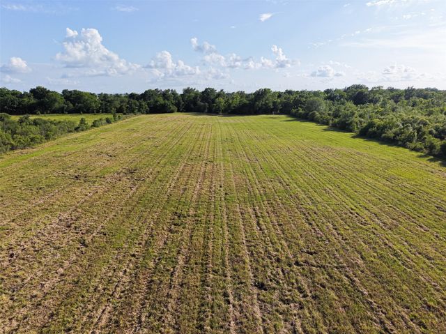 2240 Meyer Road, Beasley, TX 77417