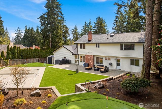 7664 NE 14th Street, Medina, WA 98039
