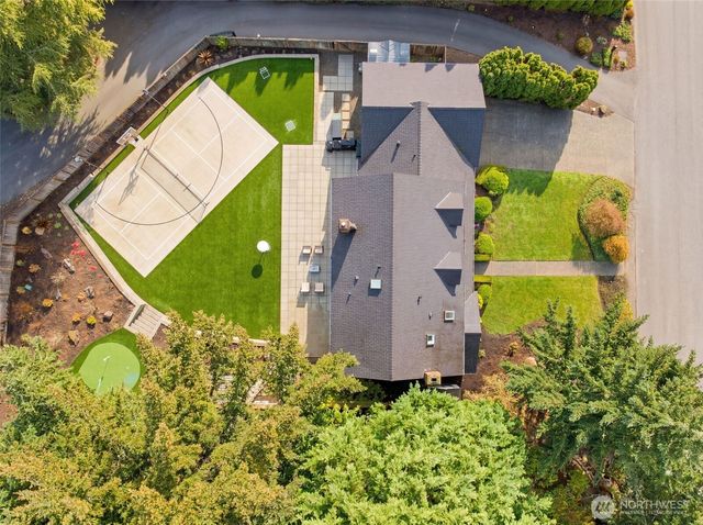 7664 NE 14th Street, Medina, WA 98039