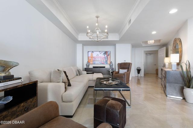 19 Avenue de la Mer Apt 405, Palm Coast, FL 32137