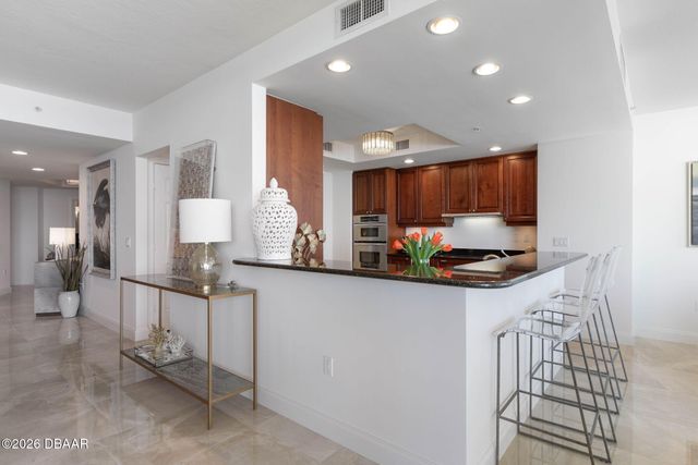 19 Avenue de la Mer Apt 405, Palm Coast, FL 32137