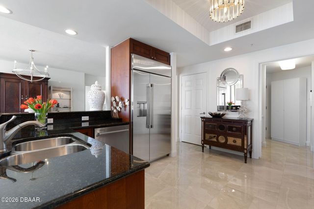 19 Avenue de la Mer Apt 405, Palm Coast, FL 32137