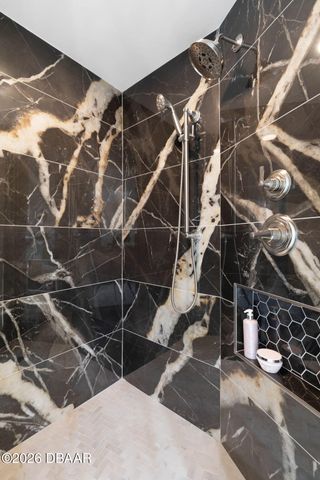 19 Avenue de la Mer Apt 405, Palm Coast, FL 32137