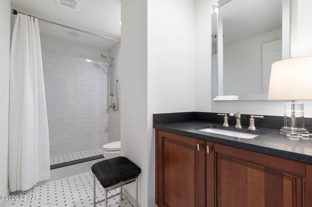 19 Avenue de la Mer Apt 405, Palm Coast, FL 32137