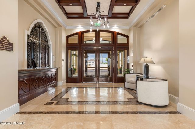 19 Avenue de la Mer Apt 405, Palm Coast, FL 32137