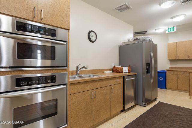 19 Avenue de la Mer Apt 405, Palm Coast, FL 32137