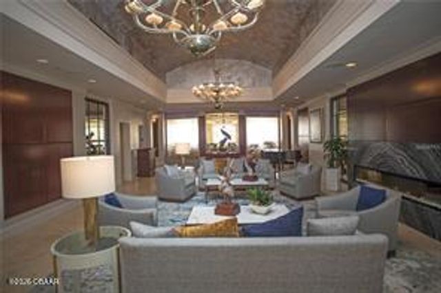 19 Avenue de la Mer Apt 405, Palm Coast, FL 32137