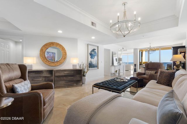 19 Avenue de la Mer Apt 405, Palm Coast, FL 32137