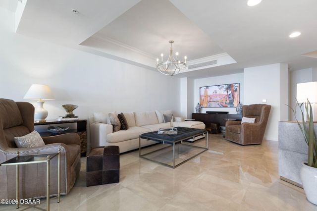 19 Avenue de la Mer Apt 405, Palm Coast, FL 32137