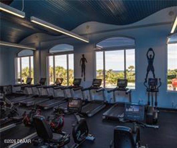 19 Avenue de la Mer Apt 405, Palm Coast, FL 32137