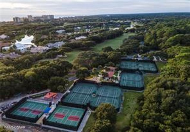 19 Avenue de la Mer Apt 405, Palm Coast, FL 32137