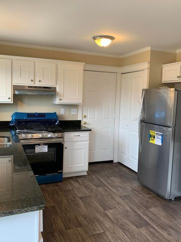 41427 Larimore Lane, Canton Twp, MI 48187