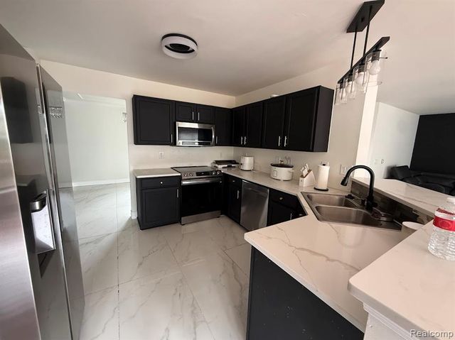 9228 W Walden Drive, Van Buren, MI 48111
