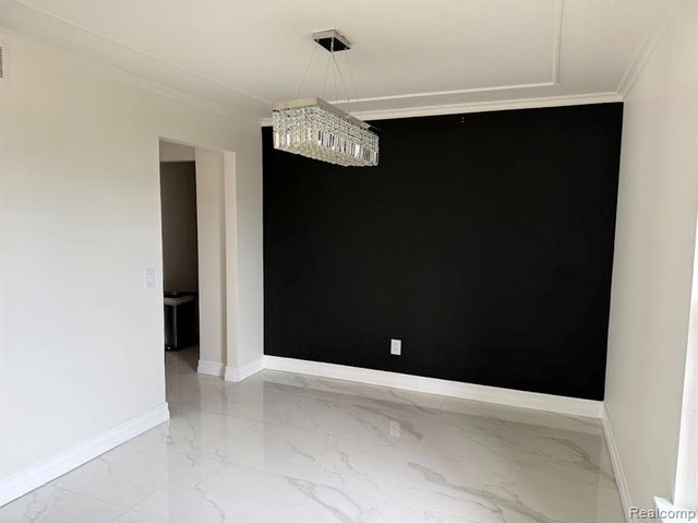 9228 W Walden Drive, Van Buren, MI 48111