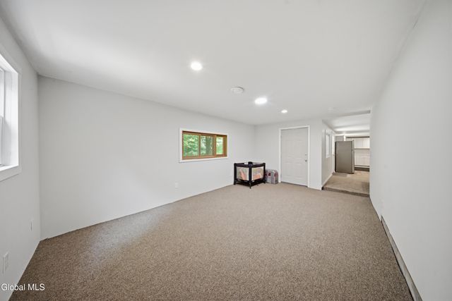 52 Loweree Road, Nassau, NY 12123