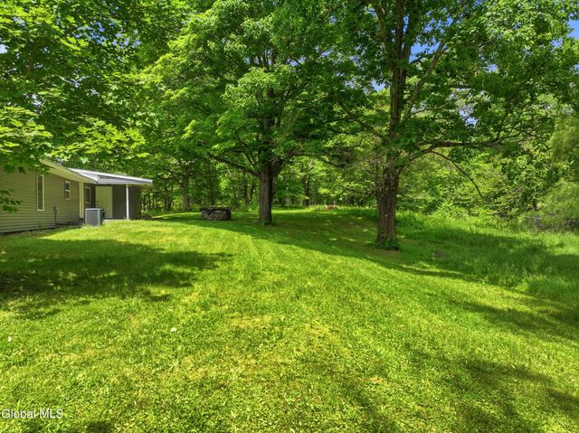 52 Loweree Road, Nassau, NY 12123