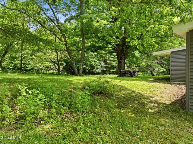 52 Loweree Road, Nassau, NY 12123
