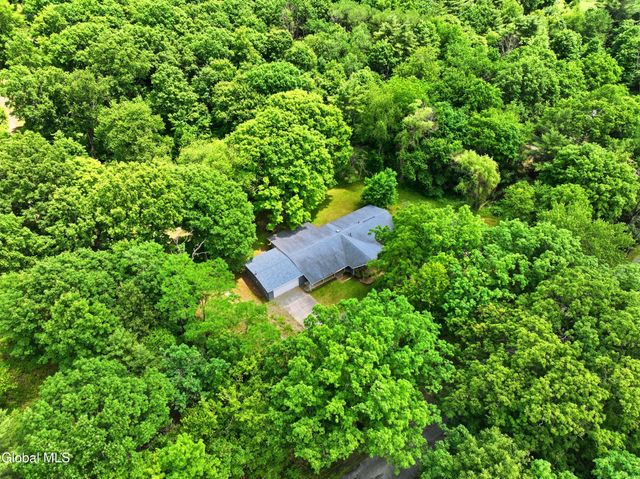 52 Loweree Road, Nassau, NY 12123
