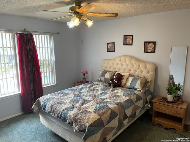 923 Vance Jackson Rd Apt 904, San Antonio, TX 78201