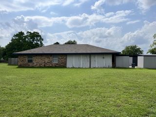 3 Edgewood Drive, Huntsville, TX 77320