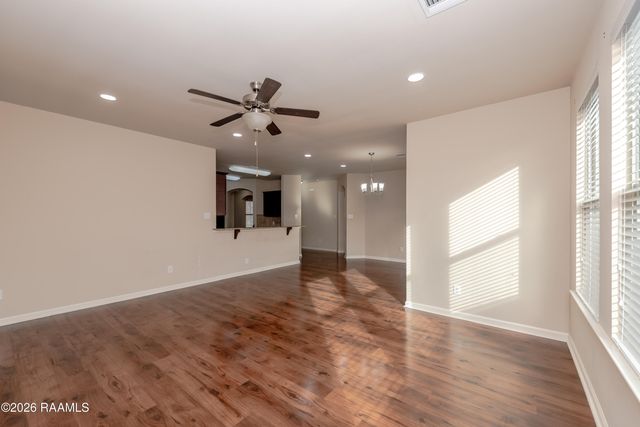 112 Merrydale Lane, Rayne, LA 70578