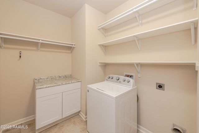 112 Merrydale Lane, Rayne, LA 70578