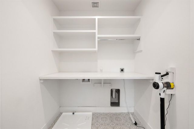 5601 Jackie Robinson ST 1, Austin, TX 78721