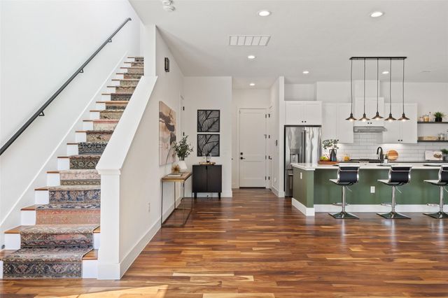5601 Jackie Robinson ST 1, Austin, TX 78721