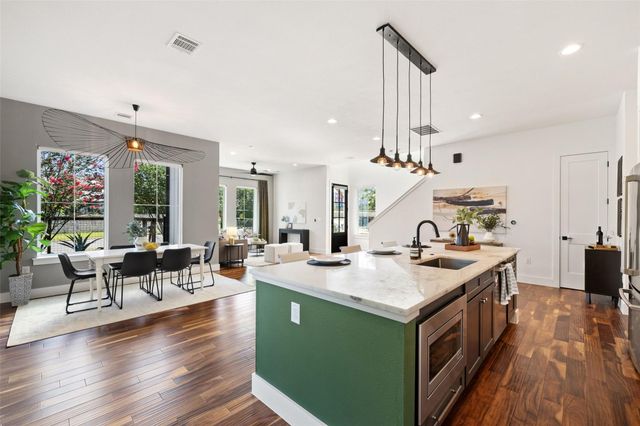 5601 Jackie Robinson ST 1, Austin, TX 78721