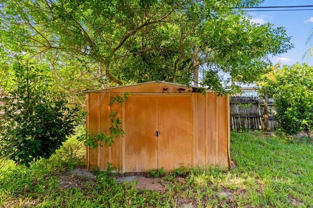 1446 W JENNINGS Street, Lantana, FL 33462