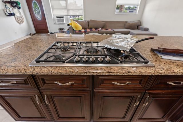 1446 W JENNINGS Street, Lantana, FL 33462